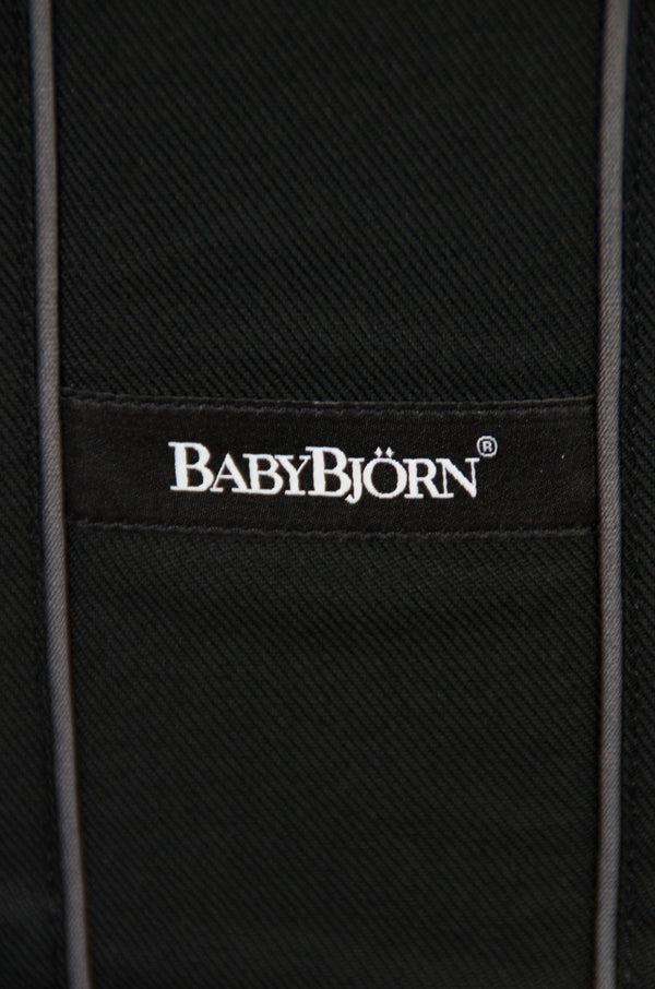 Babybjorn One - Black - 6