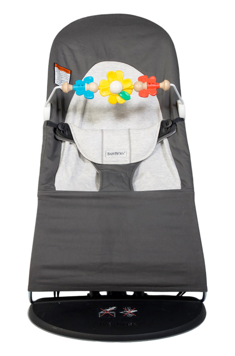 Babybjorn Bouncer Bundle with Toy Bar -  Dark Gray/Gray - Flying Friends