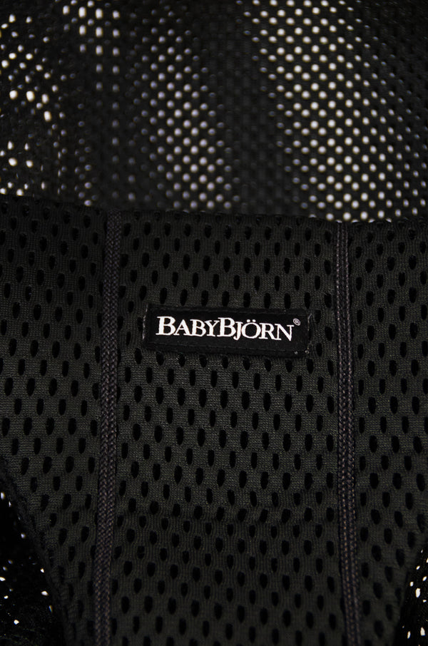 Babybjorn Bouncer Bliss Bundle with Toy and Transport Bag - Mesh - Anthracite - Gently Used - 3