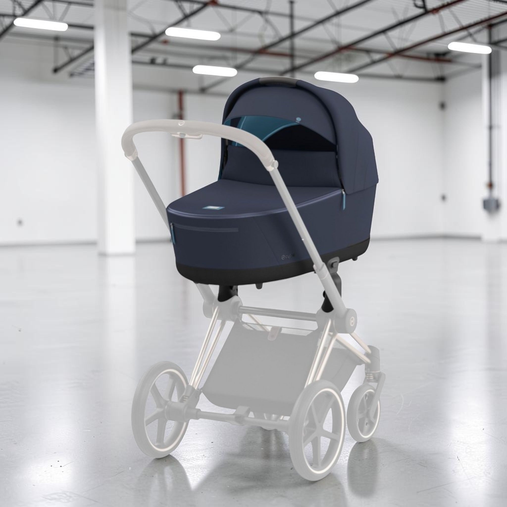 Shop Cybex Priam Lux Carry Cot | Premium Open-Box