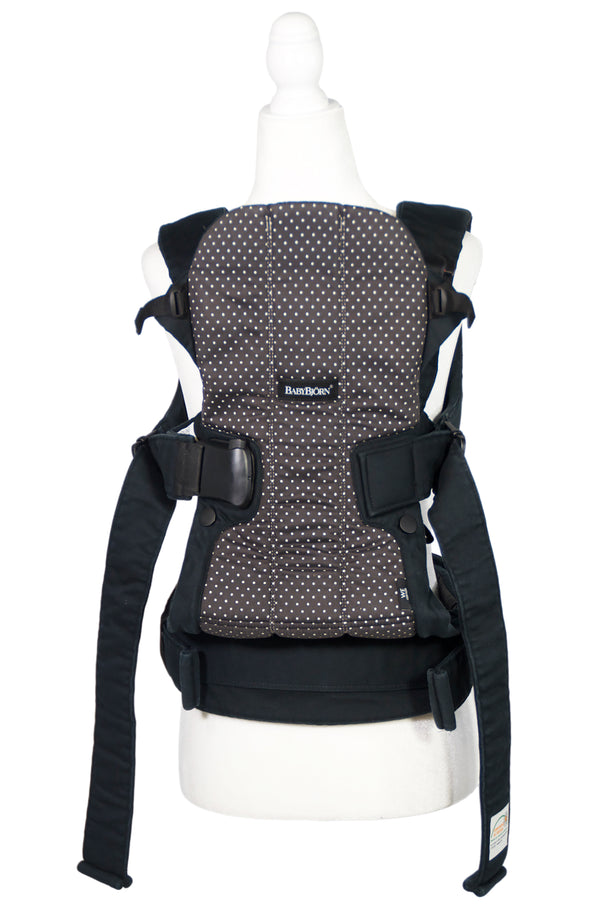 Babybjorn We Carrier -  Limited Edition Dots - 1